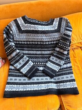 Benetton Wool Fair Isle Black White Gray Sweater Medium